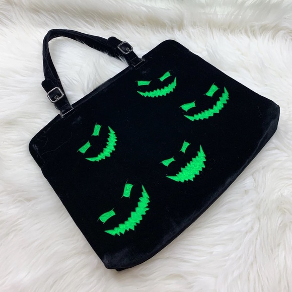 🕷🤍SOLD🤍🕷 - Picture 3 of 6